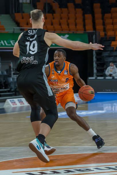 的重要基石 的重要基石